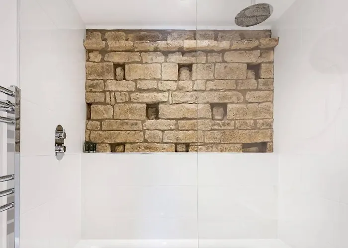 The Dovecote - Collins Farm Bristol